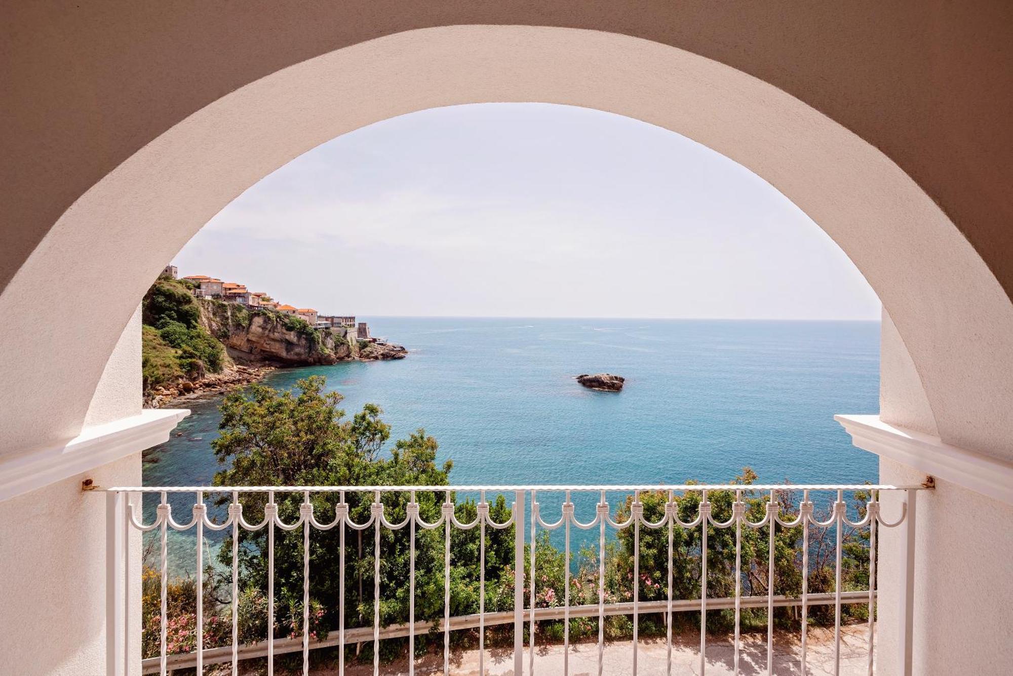 Hotel Maris Ulcinj Exterior foto